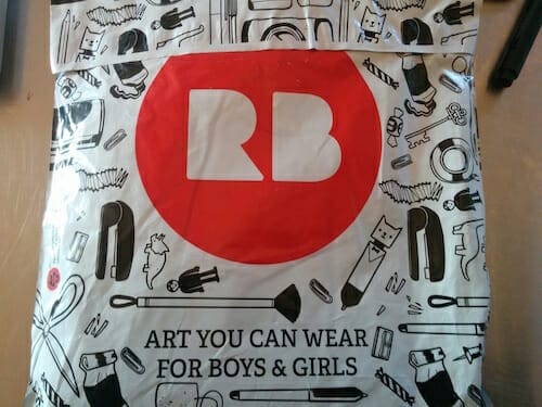 redbubble-shirt-packaging